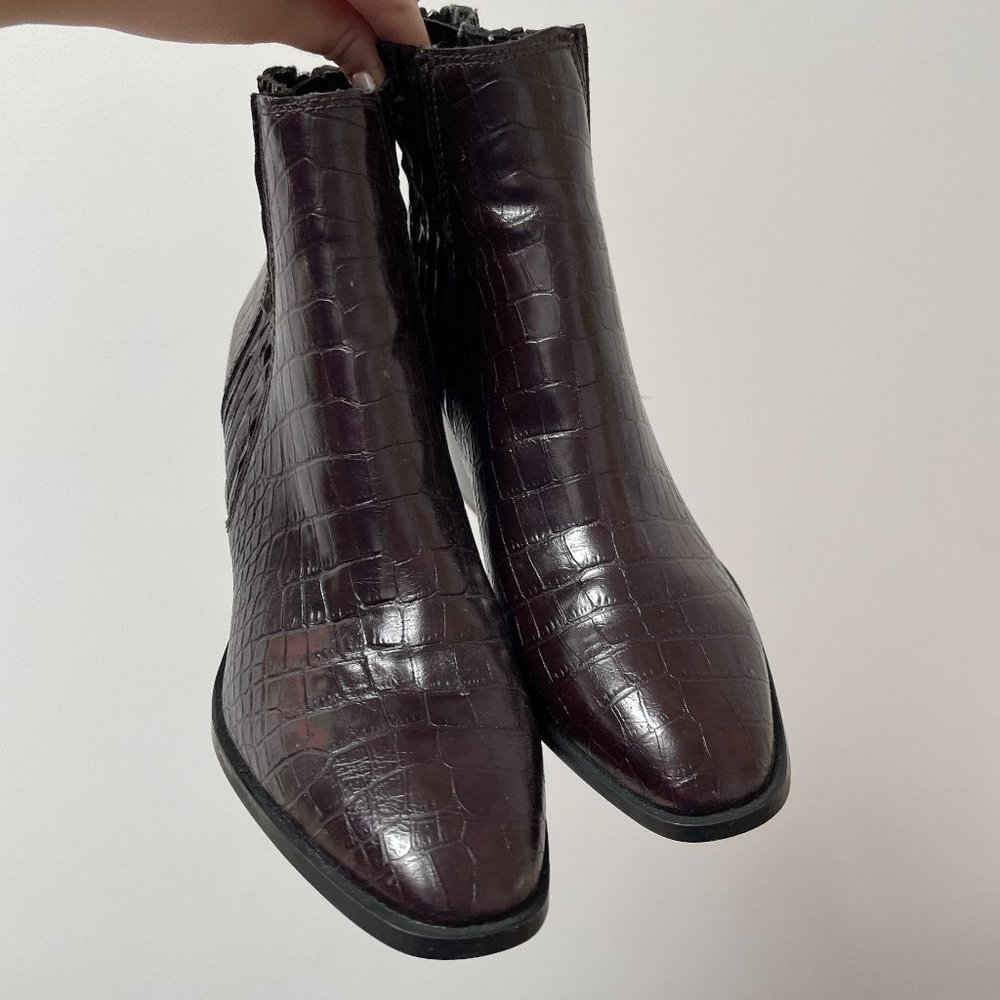 zara crocodile boots